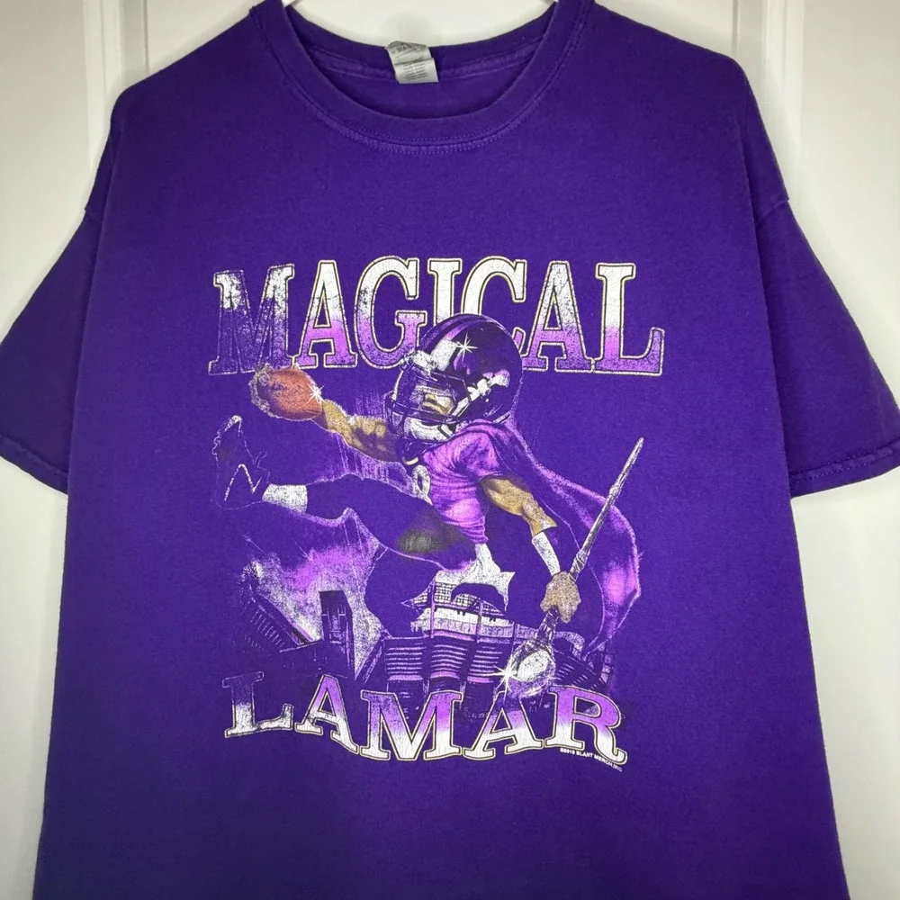 NFL Magical Lamar Jackson Baltimore Football Purple Graphic‎ T-Shirt Mens XL - Picture 2 of 8